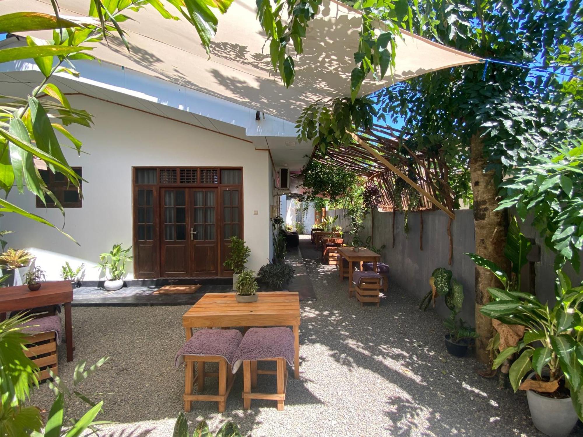 Seacret Soul Villa & Cafe マータラ エクステリア 写真